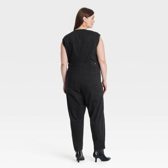 Universal Thread - Women's Tailored Denim Jumpsuit - Universal Thread Black - Picture 2 of 3
